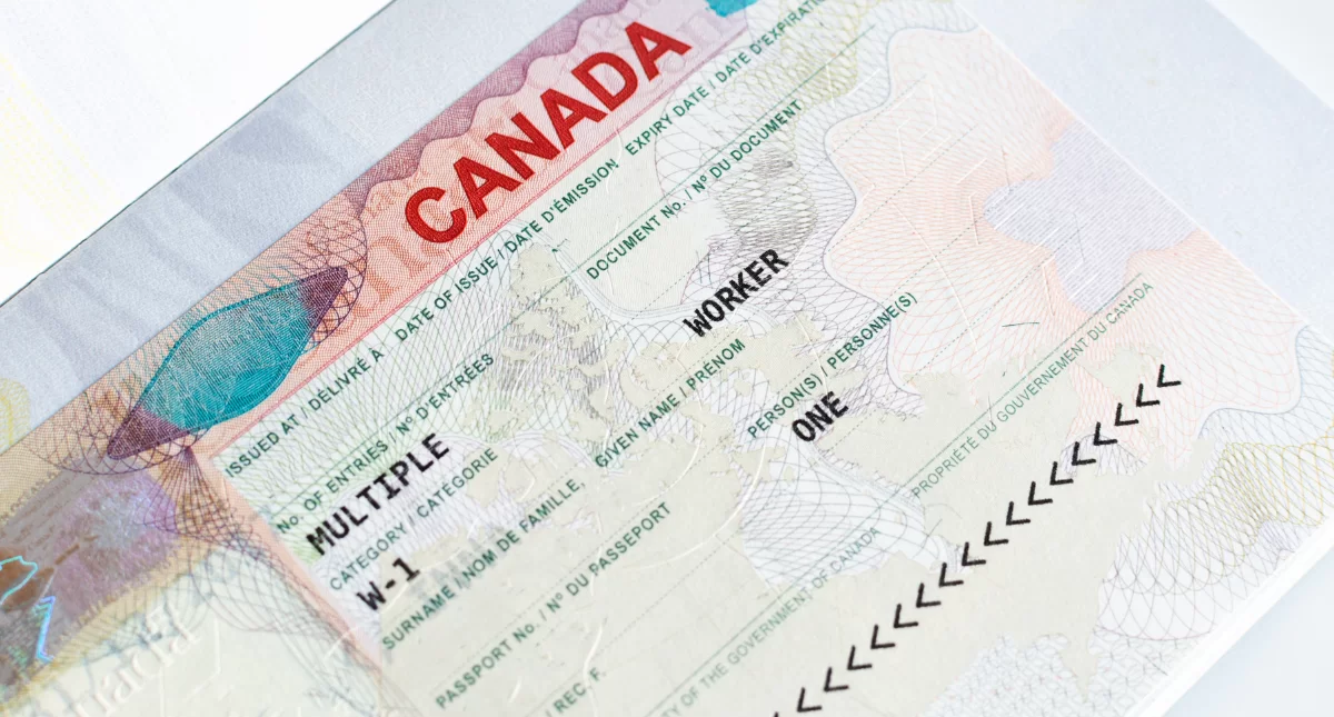 xin visa du lịch canada mất bao lâu 2